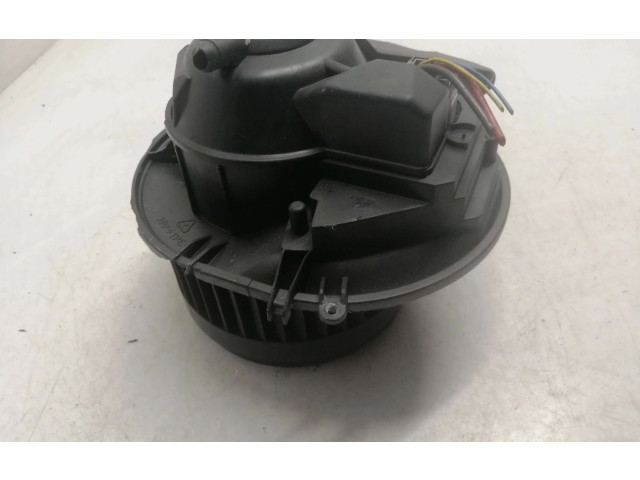 Вентилятор печки Volvo V70