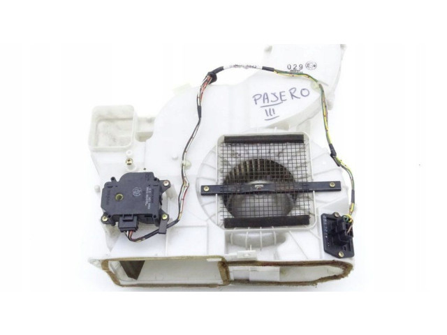 Вентилятор печки 116300-8163 Mitsubishi Pajero