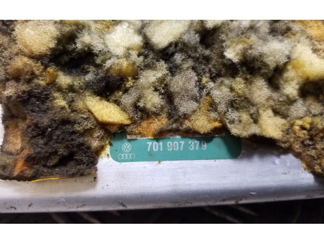 Блок управления АБС 701907379   Volkswagen Transporter - Caravelle T4