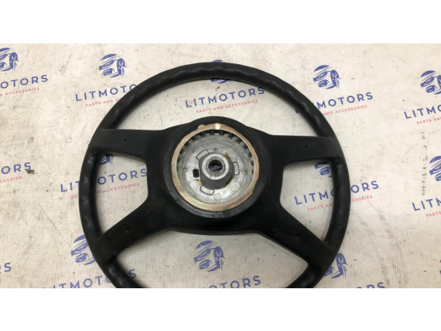 Руль BMW 3 E30 1983-1994 года