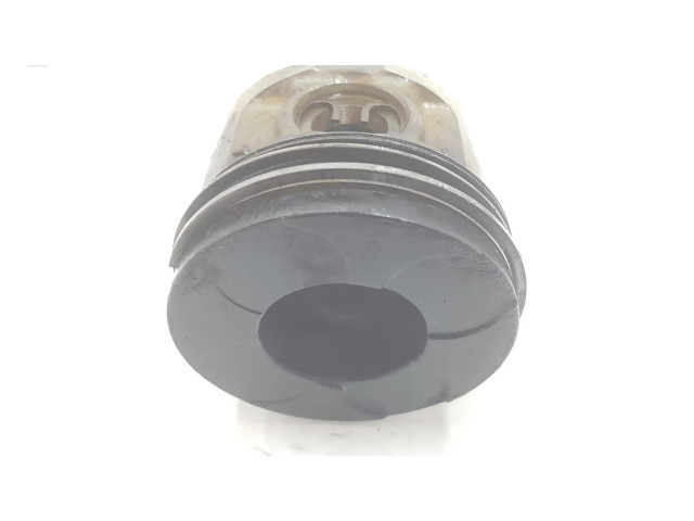 Поршень с шатуном 4M41 ME204389 Mitsubishi Montero для дизельного двигателя 3.2