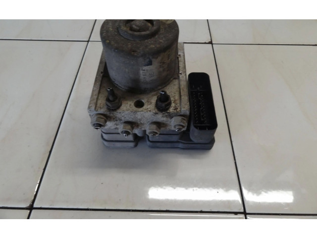 Jednotka ABS 2K0907379A   Volkswagen Caddy 2004