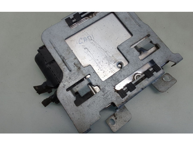 Řídící jednotka 03G906016DM   Volkswagen Caddy 2005