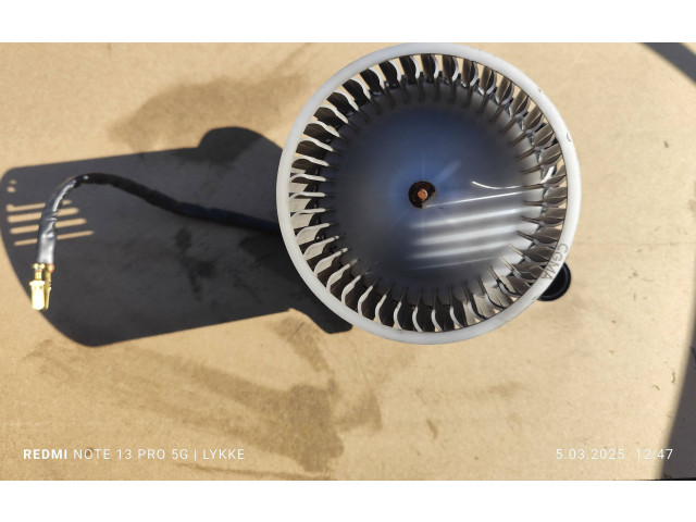 Вентилятор печки    F00S33F012, 7G10B   KIA Ceed