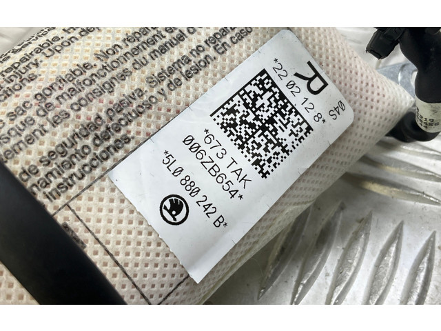 Подушка безопасности в сиденье 5L0880242B Skoda Yeti (5L)