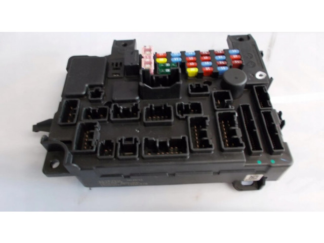 Блок предохранителей 8637A865 Mitsubishi Outlander