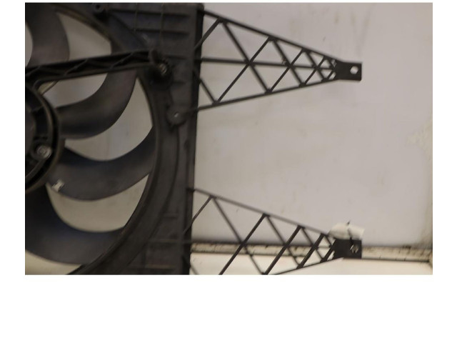 Вентилятор радиатора Skoda Fabia Mk2 (5J)