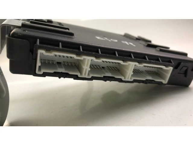 Блок управления 954001P720 KIA Venga