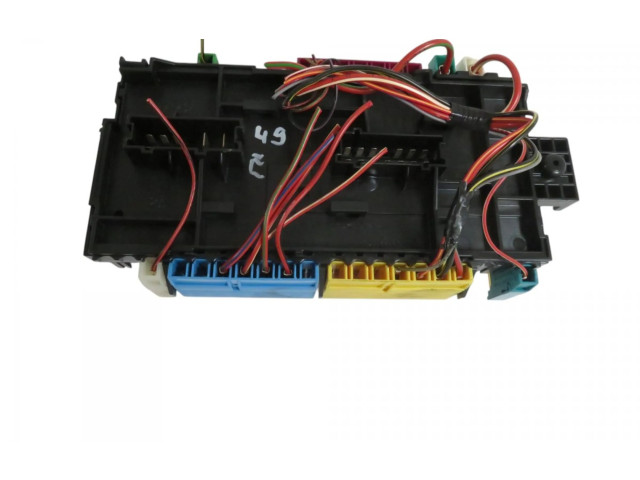 Блок предохранителей A2469067100, A2469067100 Mercedes-Benz A W176