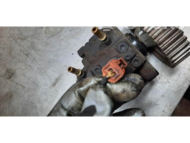 Топливный насос