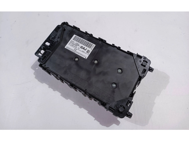 Блок комфорта HU5T-15604-GAJ   Lincoln Continental