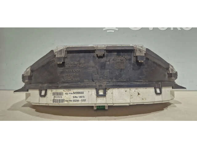 Панель приборов 9499668   Volvo V70       