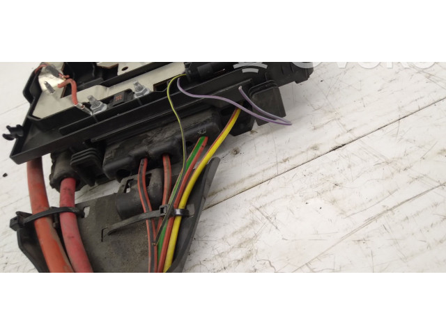 Блок предохранителей 3800159HWB   Volvo XC70    