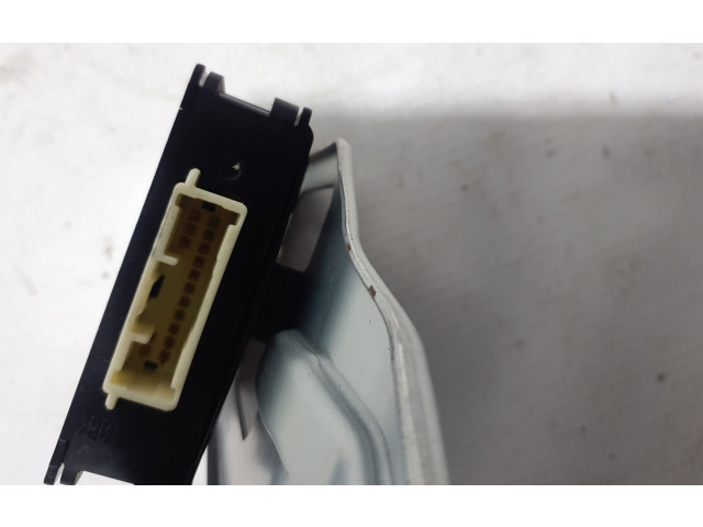 Блок управления 84051SJ030   Subaru Forester SK