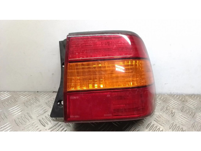 Задний фонарь правый сзади Lexus LS 400