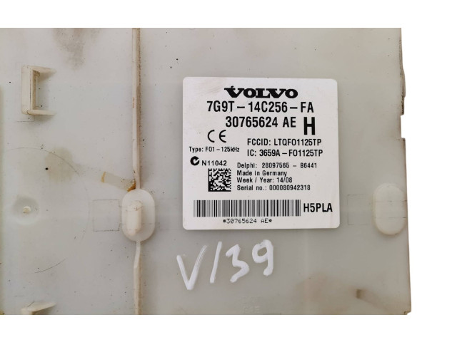 Блок предохранителей 7G9T14C256FA, 30765624AE Volvo V70