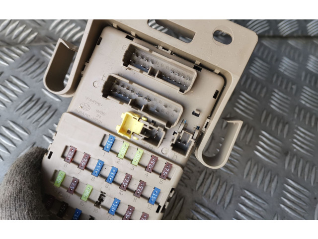 Блок предохранителей 82201AJ000   Subaru Outback    