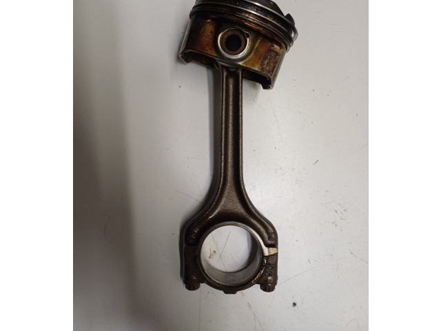 Поршень с шатуном CJZ Volkswagen Golf VII