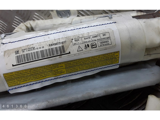 Боковая подушка безопасности 13250503   Opel Meriva B