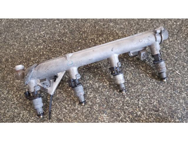 Vstřikovač 12564446 Opel Vectra C pro benzínový motor 2.2