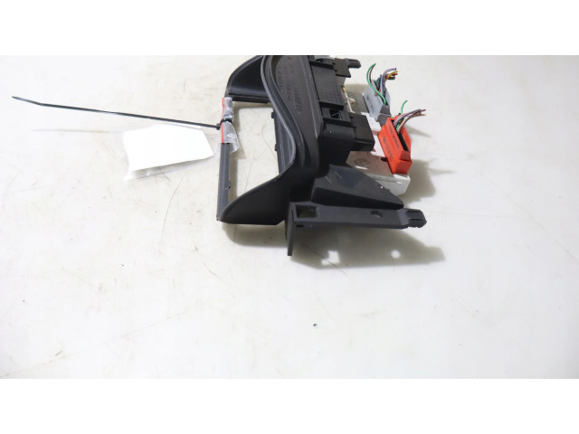 Дисплей       Renault Clio II