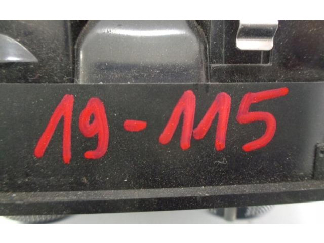 Блок управления климат-контролем    Audi A1