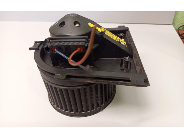 Вентилятор печки    1J1819021   Audi A3 S3 8L