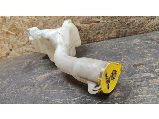 Бачок оконной жидкости