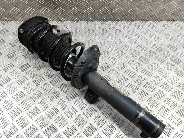 Передний амортизатор      