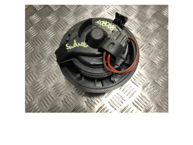 Вентилятор печки    272100975R, 272100975R   Dacia Sandero