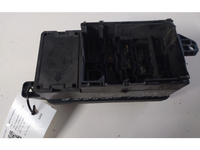 Блок предохранителей 162737230603, 690660401 Mini One - Cooper R50 - 53