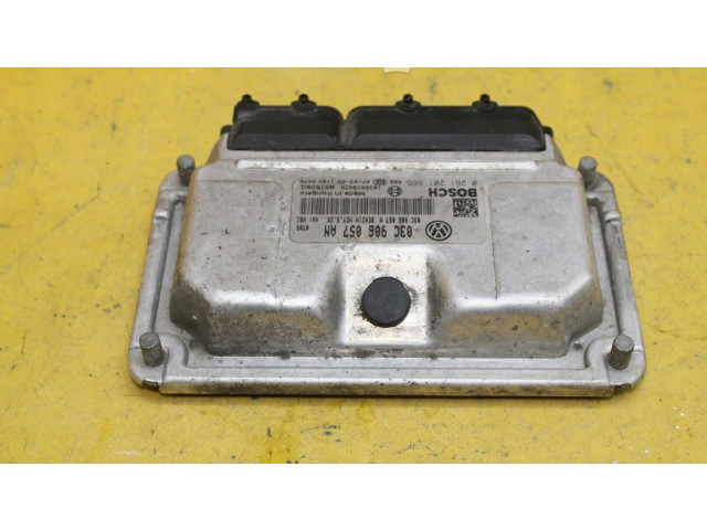 Блок управления двигателем Блок управления Skoda Roomster (5J)