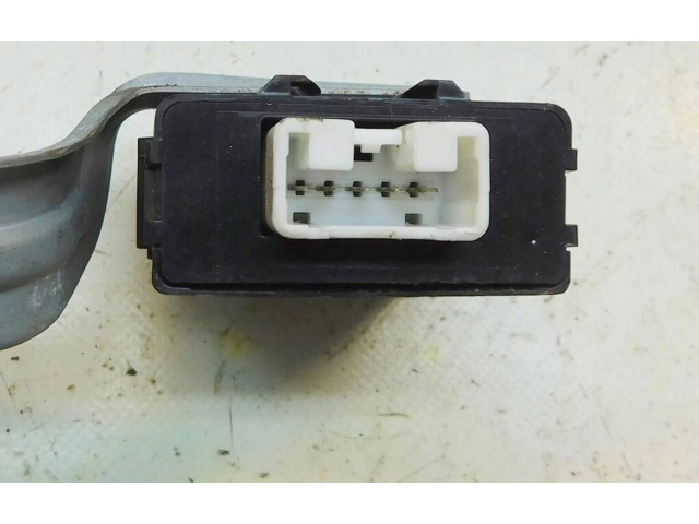 Řídící jednotka 8966106210   Lexus ES 250 - 300 - 330 1994