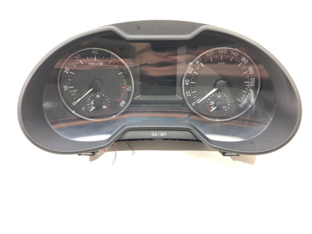Панель приборов 5E0920860B   Skoda Octavia Mk3 (5E)       