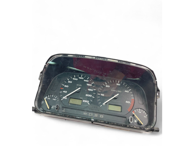 Přístrojová deska Volkswagen Vento 1993 88311188