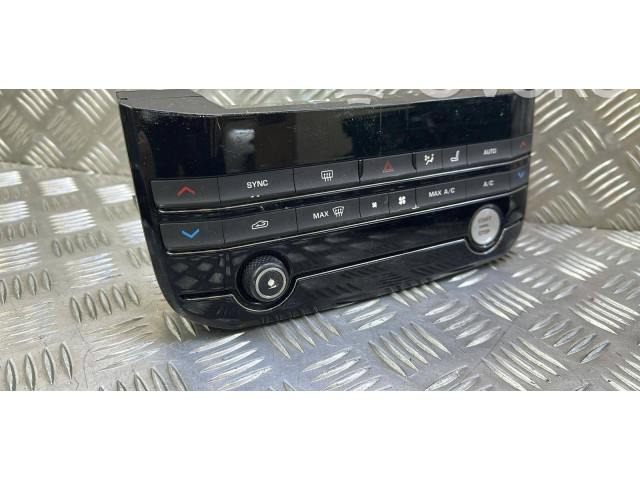 Блок управления климат-контролем GX7318C858GF Jaguar XE