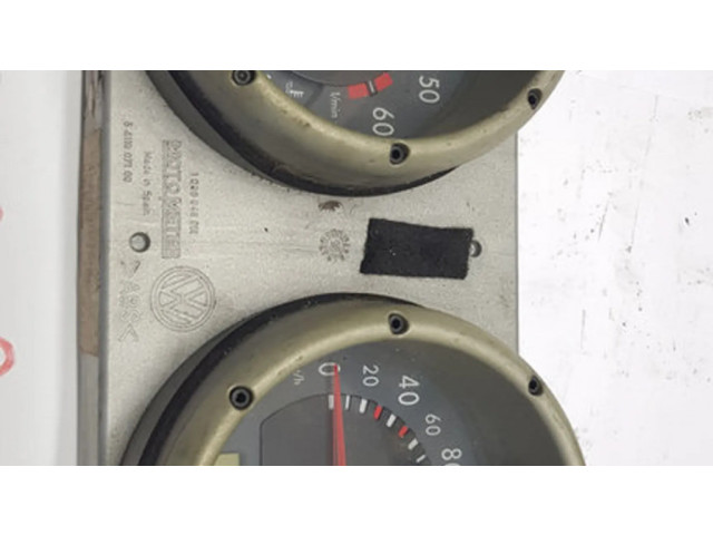 Панель приборов 6N0920804E   Volkswagen Polo IV 9N3       