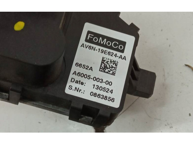 Турбина Вентилятор печки Ford Focus AV6N-19E624-AA, AV6N-18456-AA