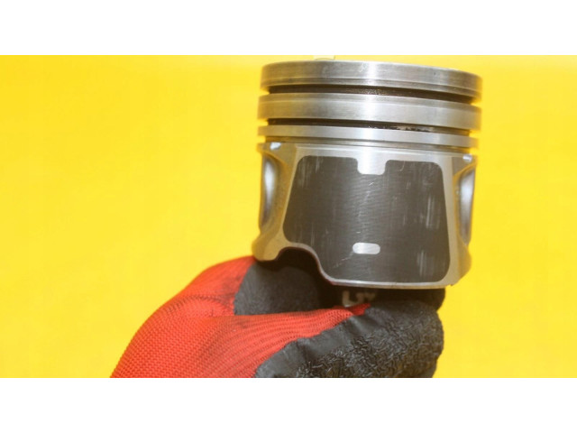 Поршень с шатуном 074132 Citroen C3