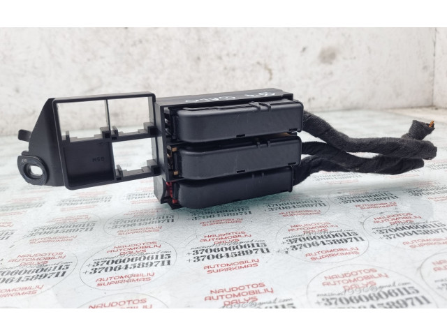 Pojistková skříňka 4L0971845A Audi Q7 4L 2008