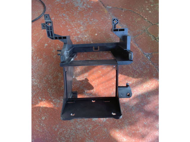 Блок предохранителей  1T1959503B   Volkswagen Caddy    