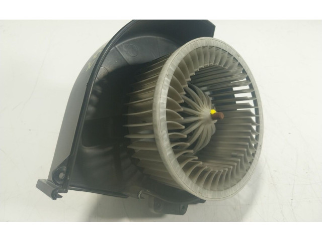 Вентилятор печки 6R1819015 Audi A1