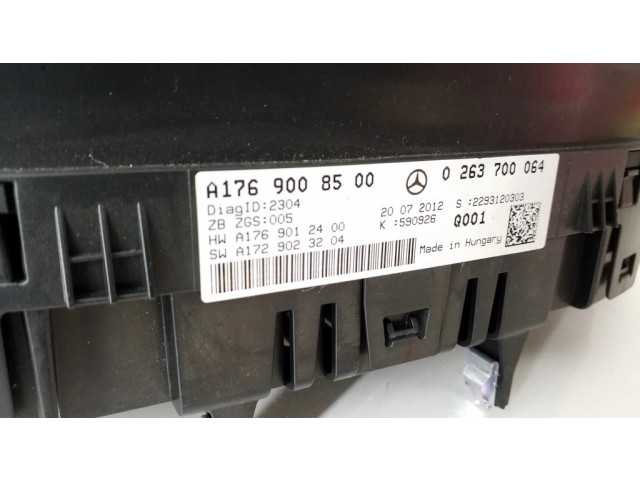 Přístrojová deska Mercedes-Benz A W176 2014 A1769008500, 0263700064