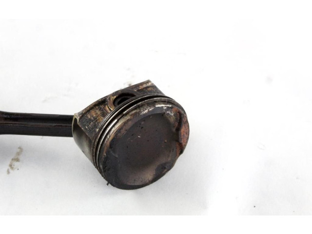  Поршень с шатуном  628W3  Citroen C1  