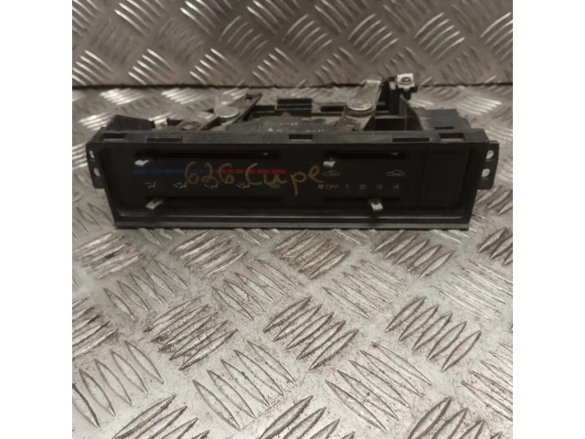 Блок управления климат-контролем    Mazda 626