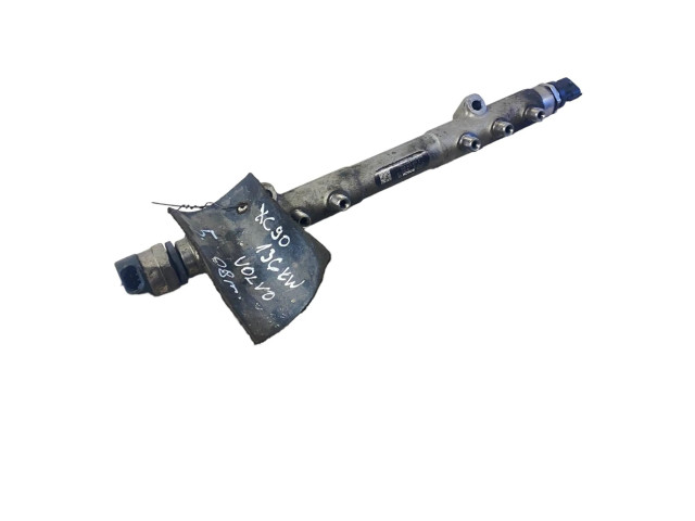 Топливная рампа 044215023, 0281002712   Volvo XC90  