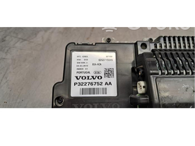 Панель приборов    Volvo XC90       