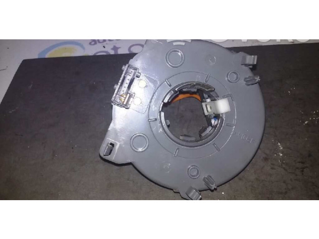 Подушка безопасности водителя 24459849 Opel Meriva A