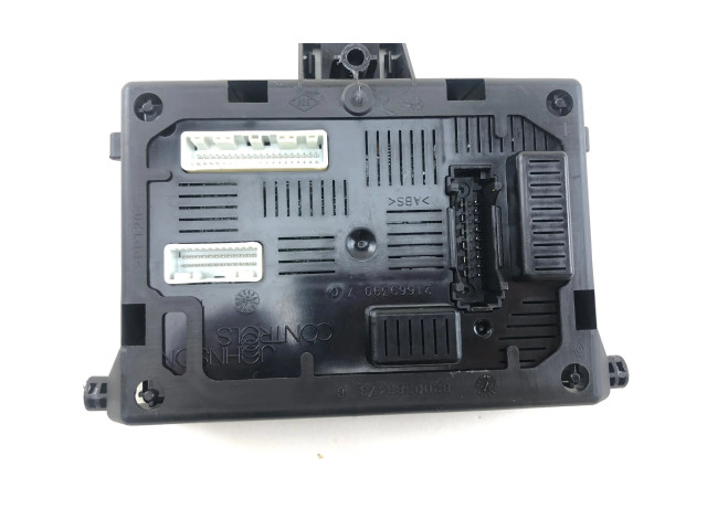 Блок комфорта 8200652284, 281181245A Renault Clio III