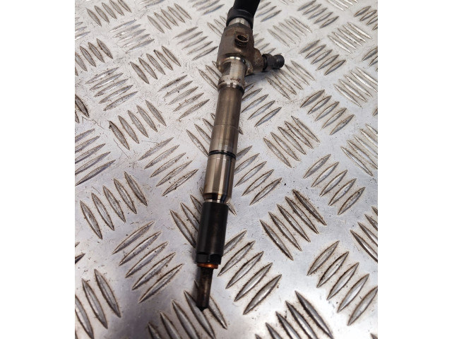 Форсунка 03L130277B    Audi A1  CAYC 